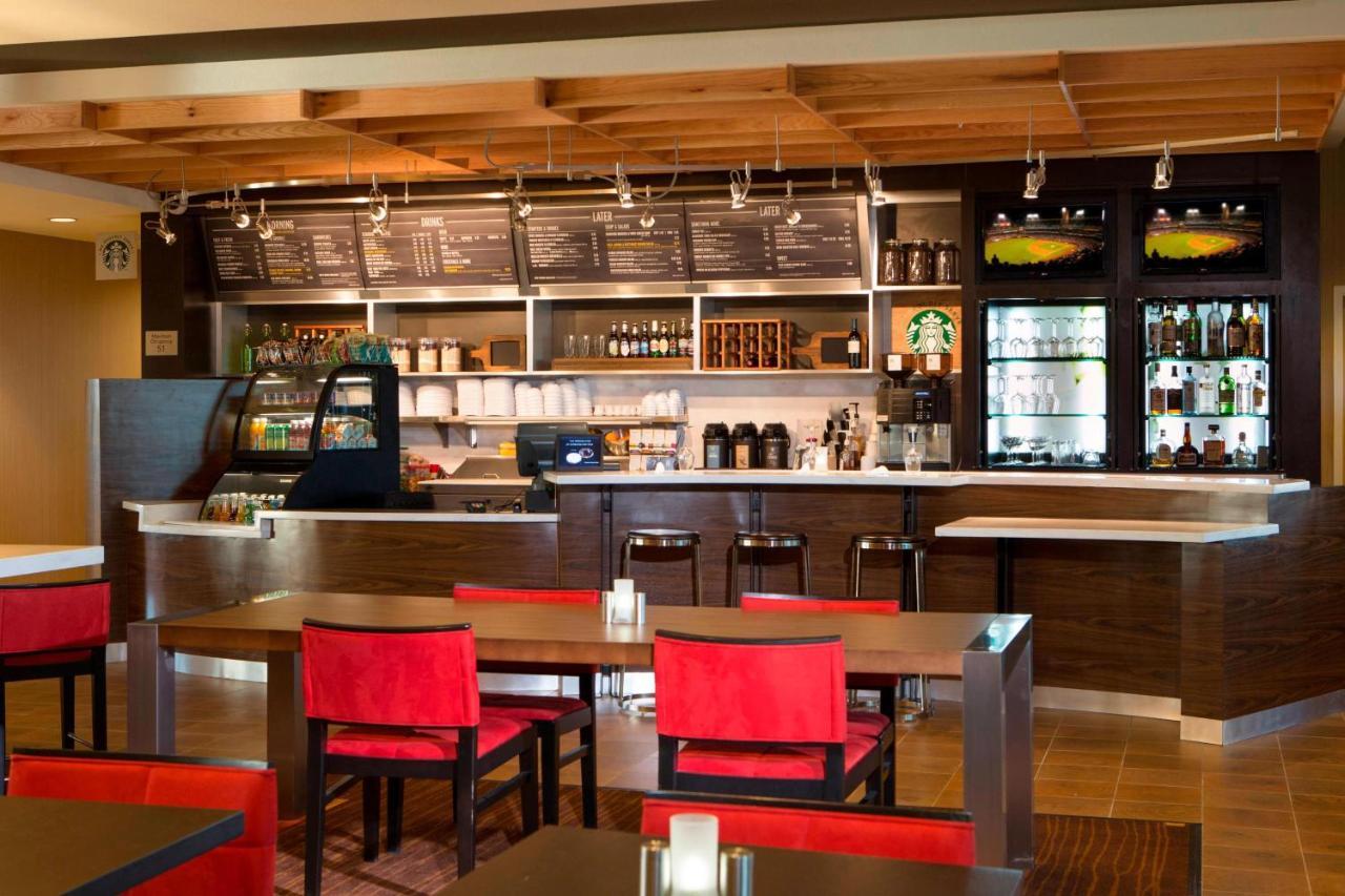 Courtyard By Marriott Dallas Midlothian At Midlothian Conference Center Zewnętrze zdjęcie