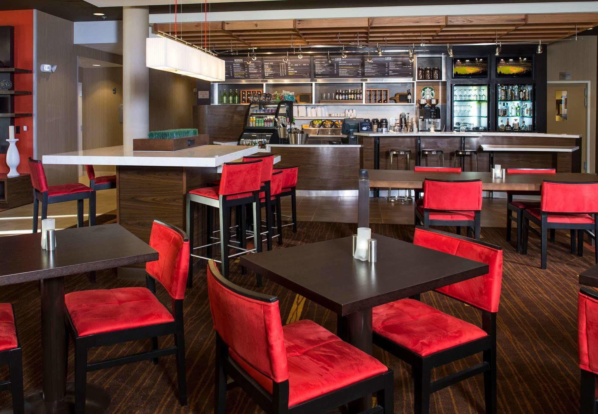 Courtyard By Marriott Dallas Midlothian At Midlothian Conference Center Zewnętrze zdjęcie