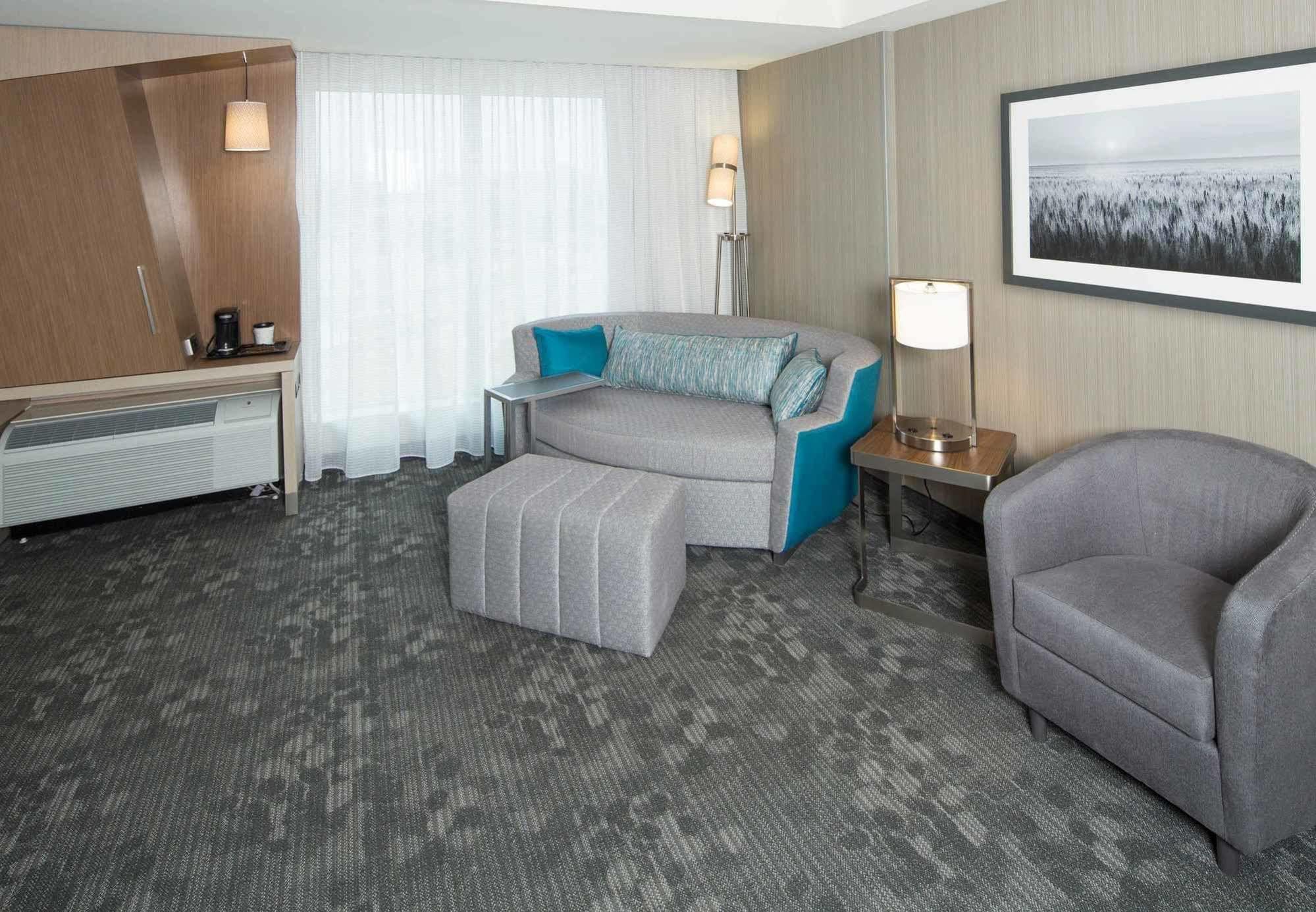 Courtyard By Marriott Dallas Midlothian At Midlothian Conference Center Zewnętrze zdjęcie