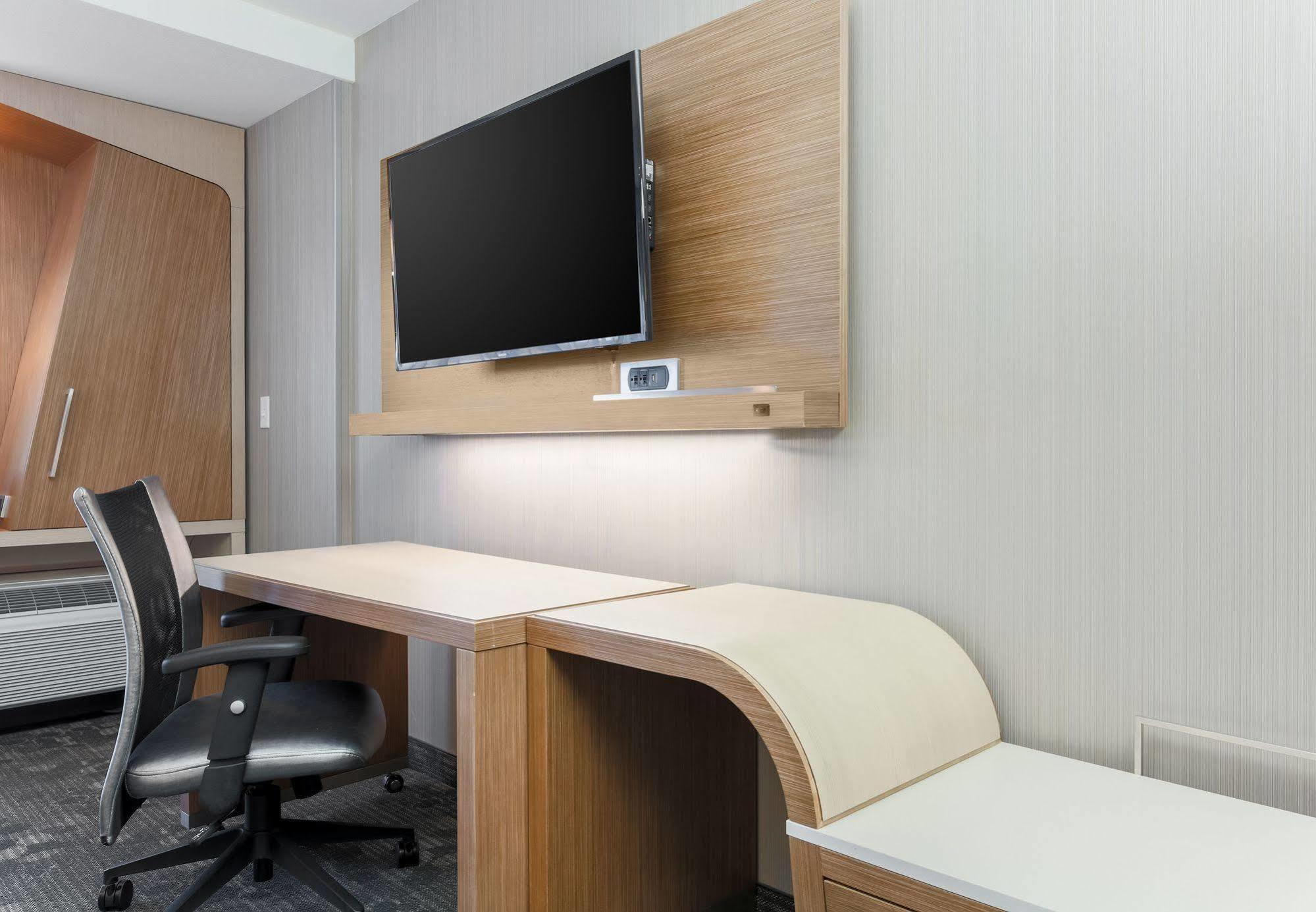 Courtyard By Marriott Dallas Midlothian At Midlothian Conference Center Zewnętrze zdjęcie